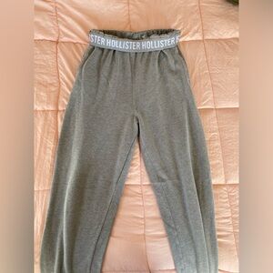 Hollister Co. Ultra High Rise Gray Sweatpants- Size XS